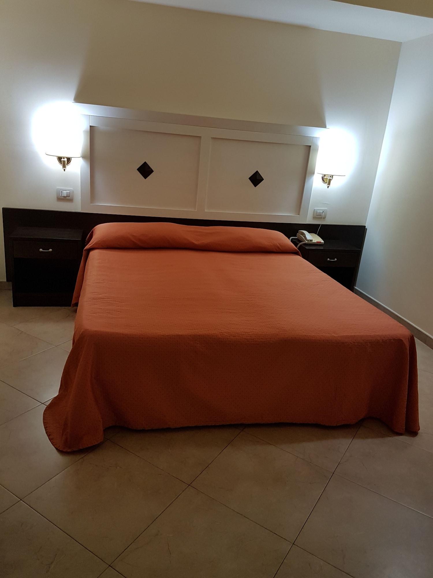 Hotel Orizzonte Letojanni Buitenkant foto