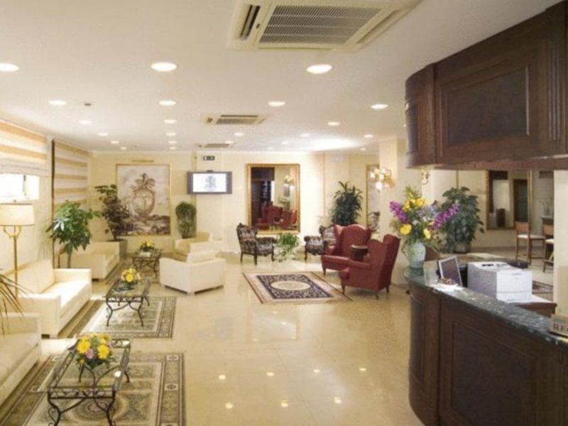 Hotel Orizzonte Letojanni Buitenkant foto