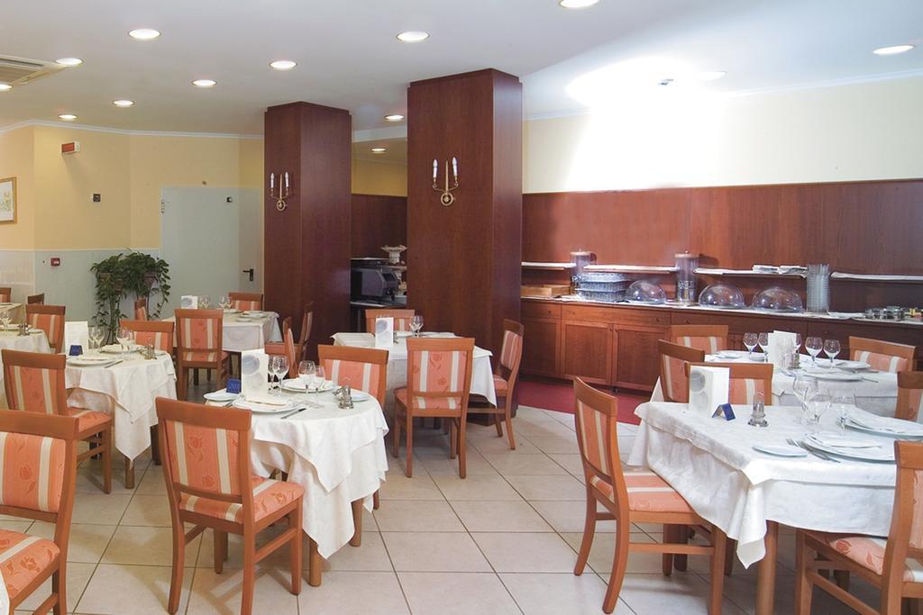 Hotel Orizzonte Letojanni Buitenkant foto