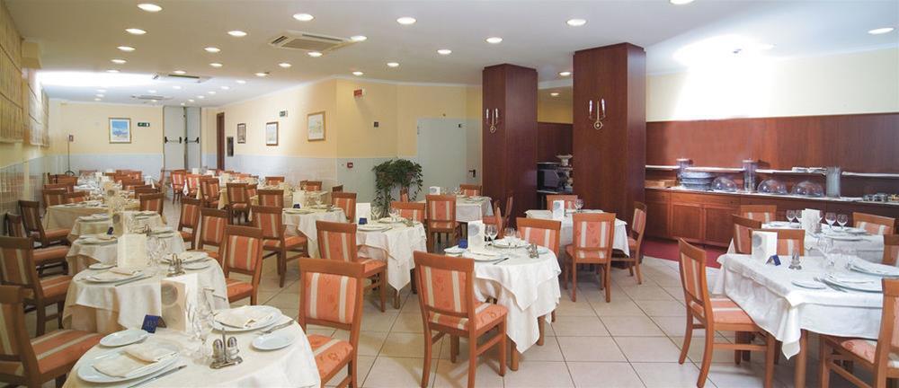 Hotel Orizzonte Letojanni Buitenkant foto